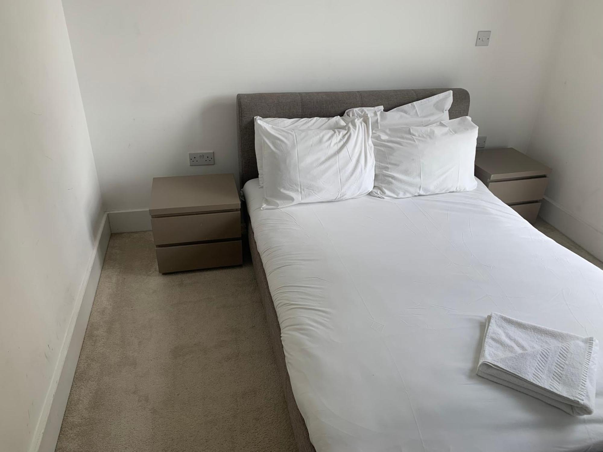 Luxury Riverside Apt With Easy Access To Central London, O2, Excel Centre And Parking Exterior photo